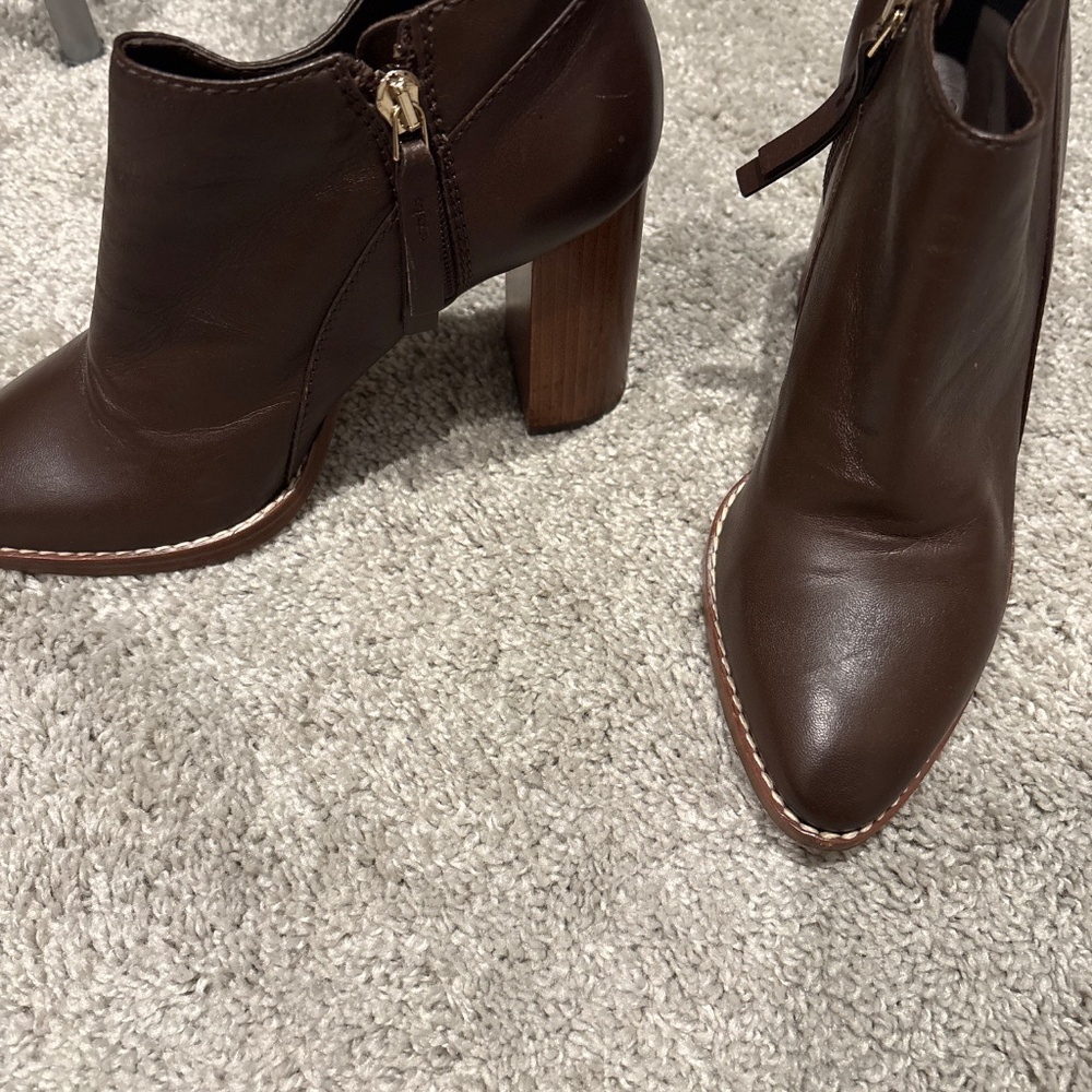 Genuine Italian Leather Boots - Picture 2 of 5
